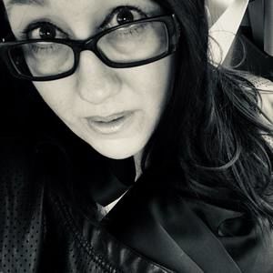 Meet your Posher, Suzanne